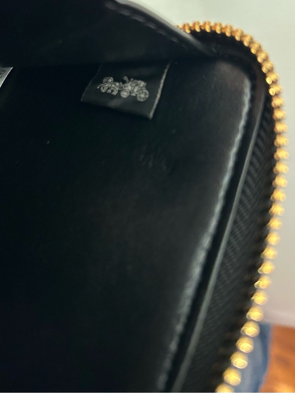 Coach Continental Wallet In Signature Leather - Picture 6 of 10